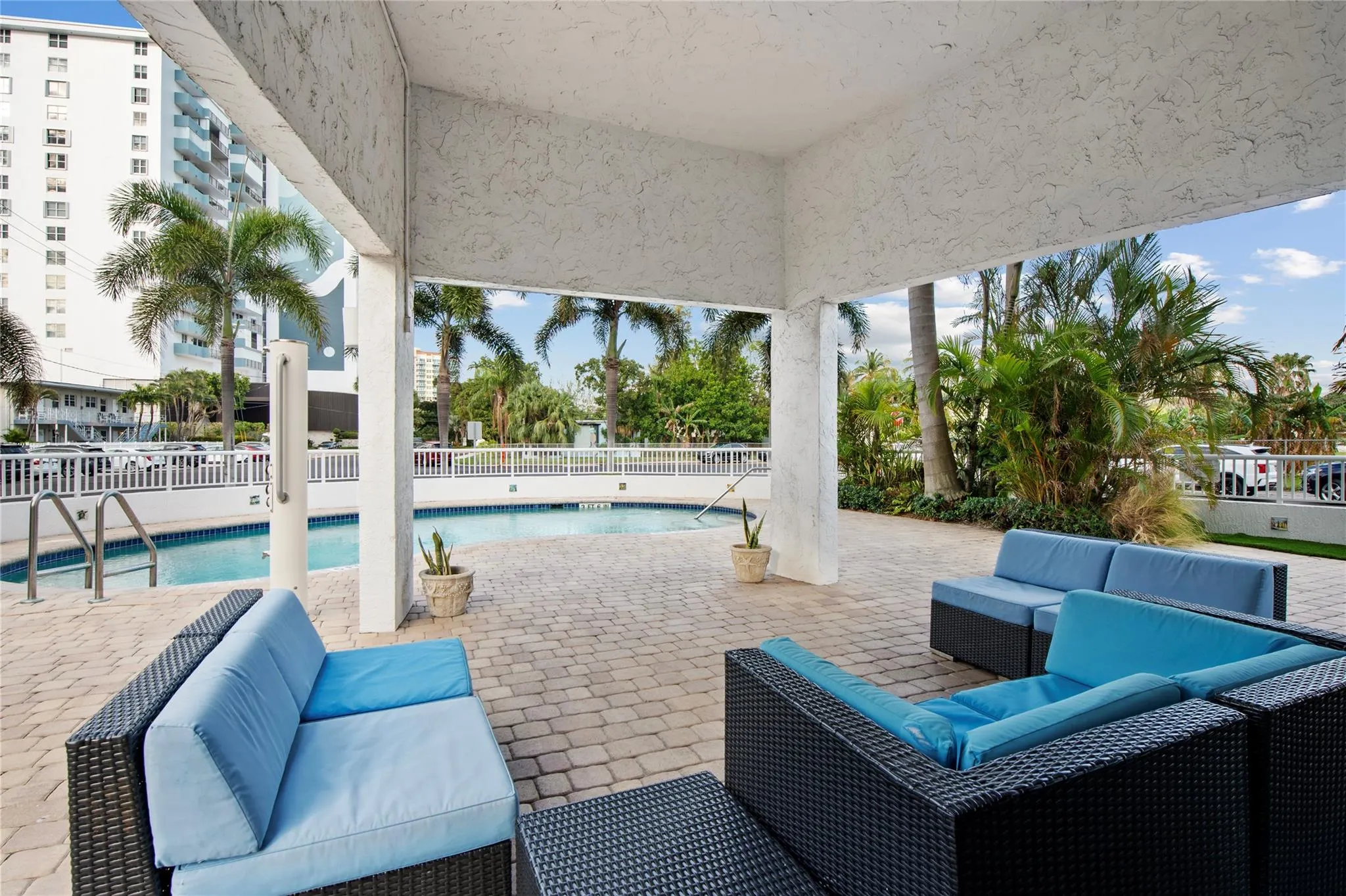 720 Bayshore Dr, #701