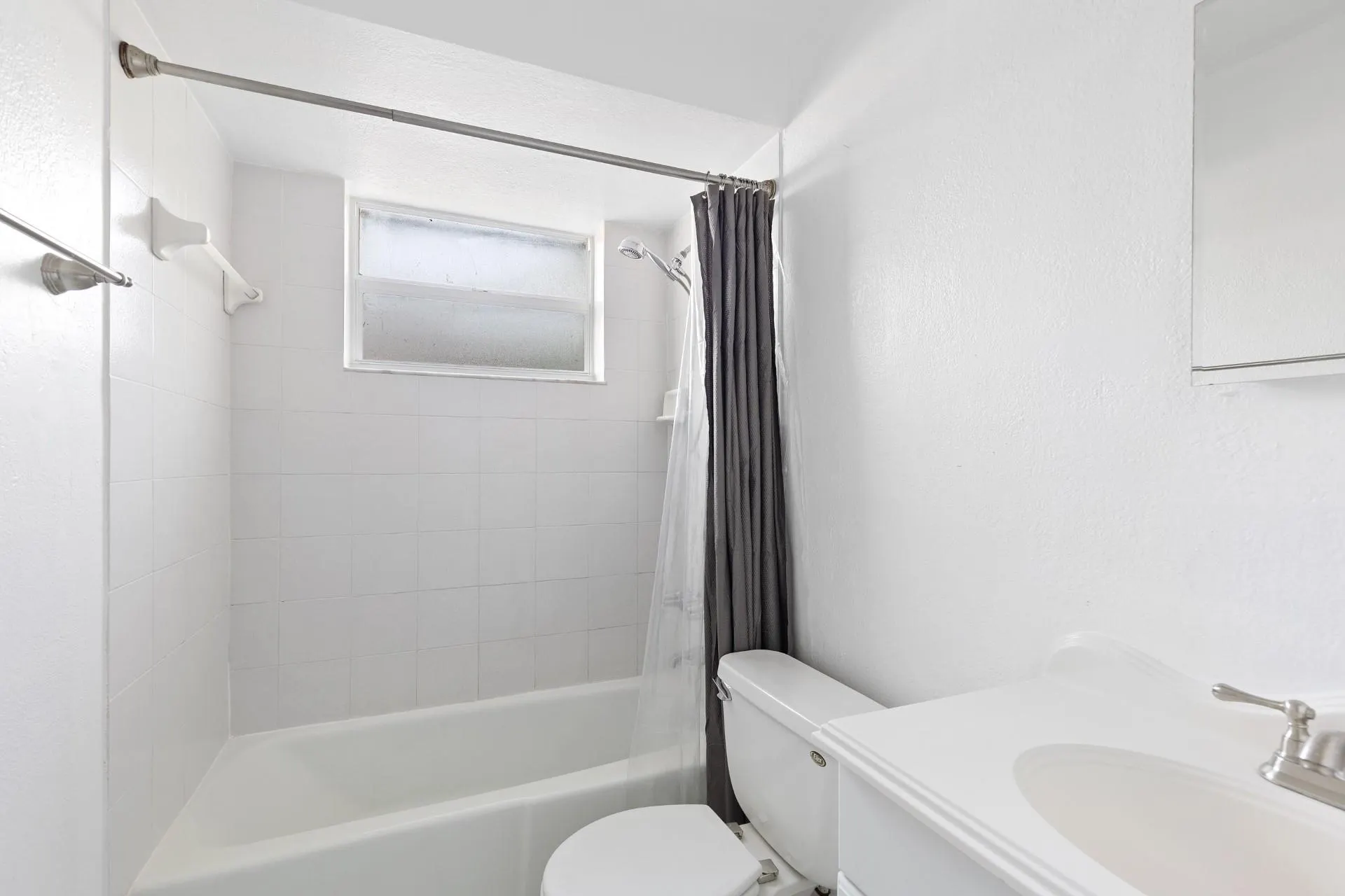 821 Tequesta Street, #1