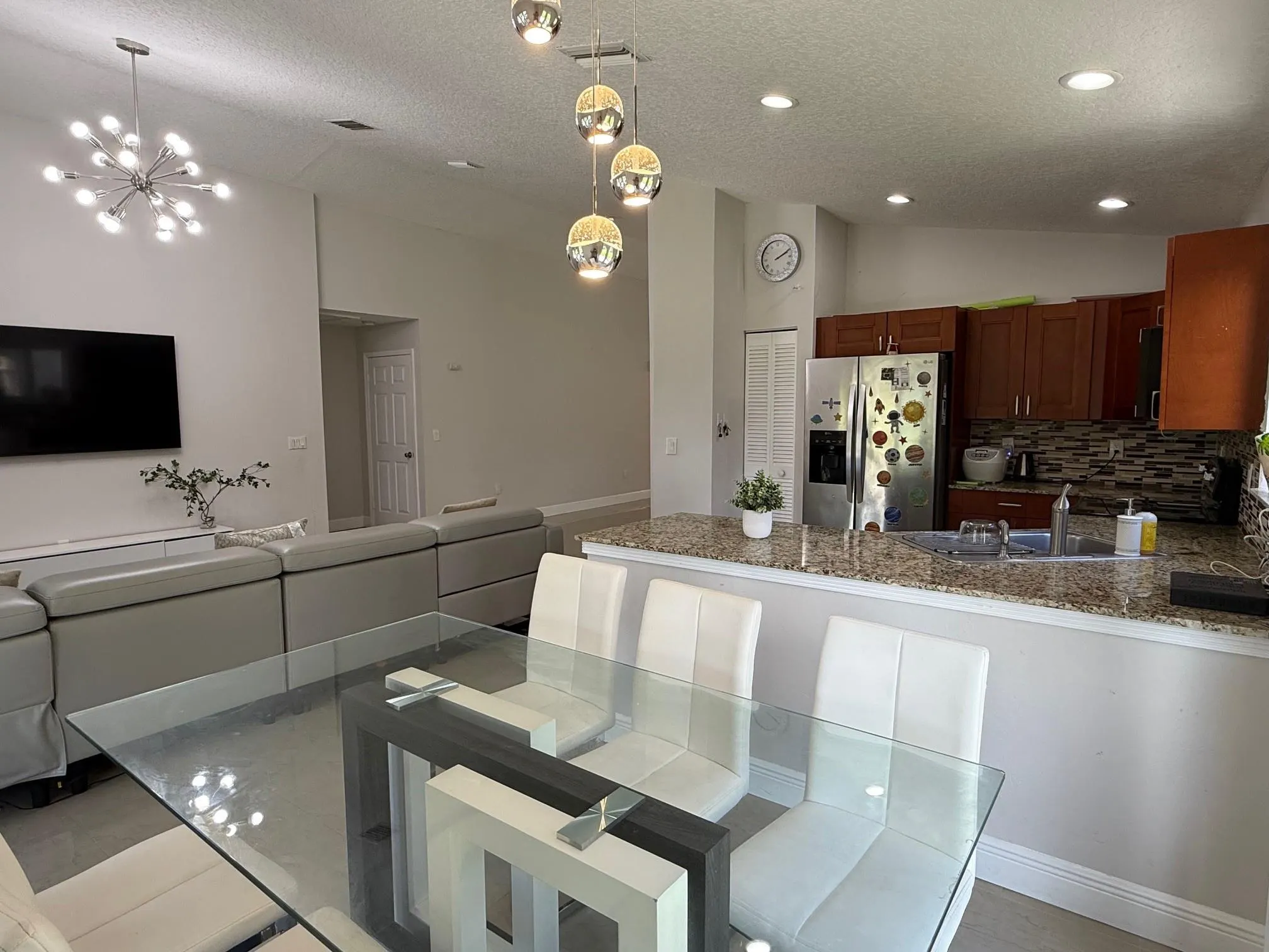 7160 NW 30 Court