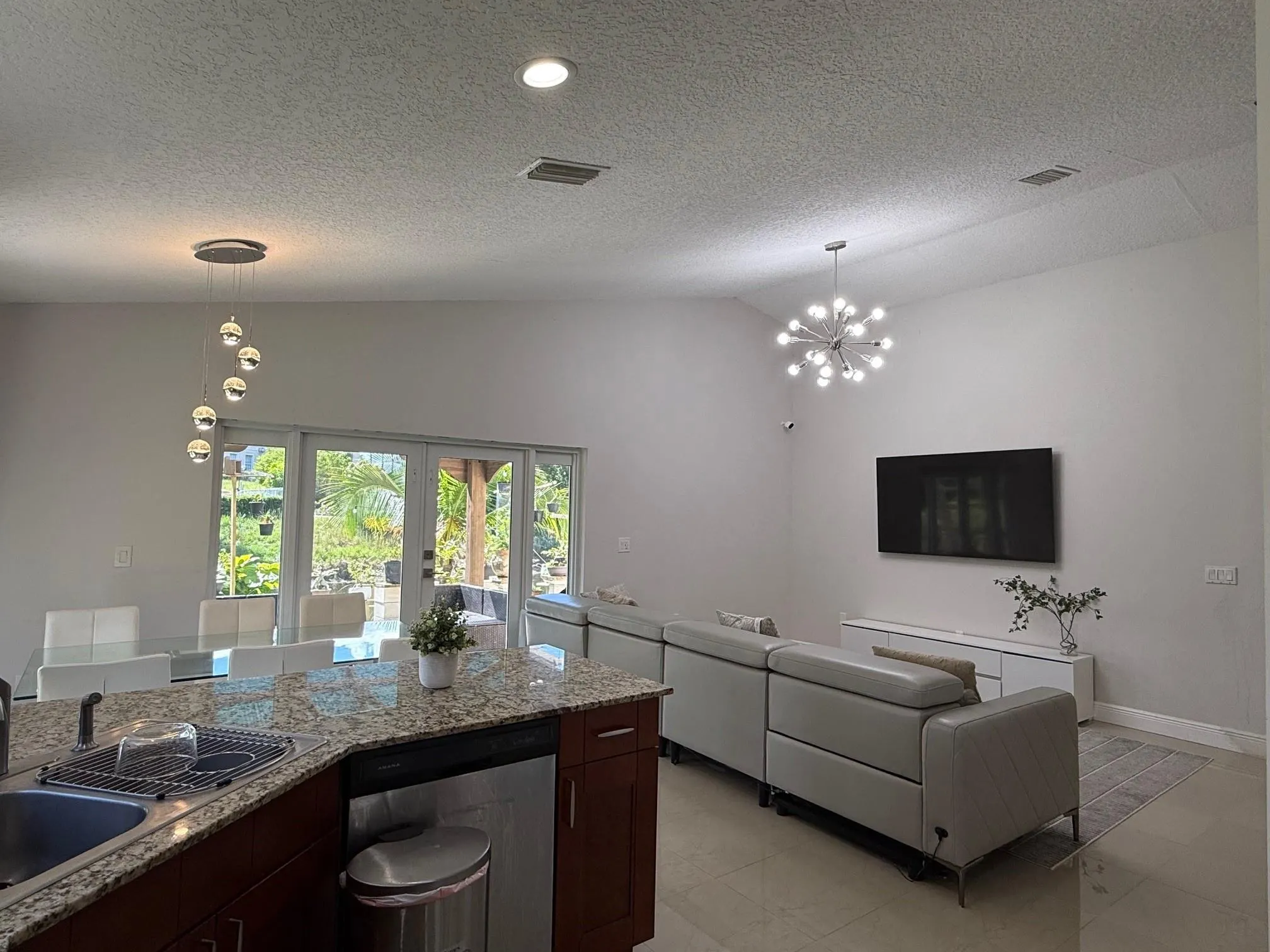 7160 NW 30 Court