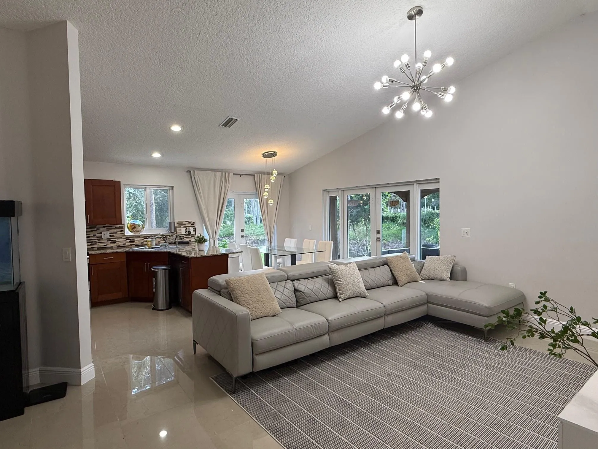 7160 NW 30 Court