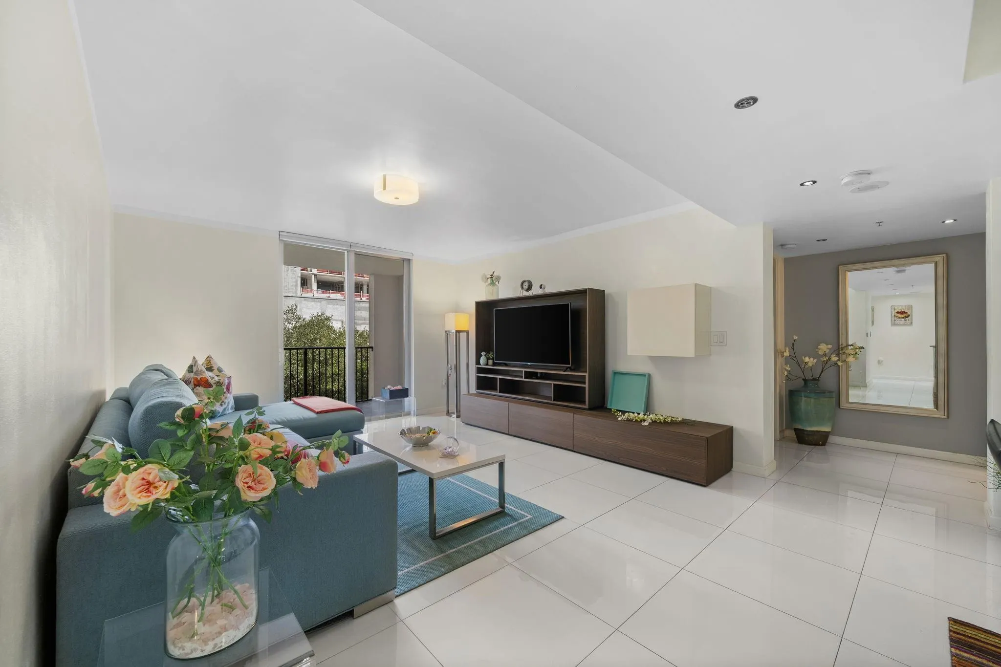 520 SE 5th, #2406