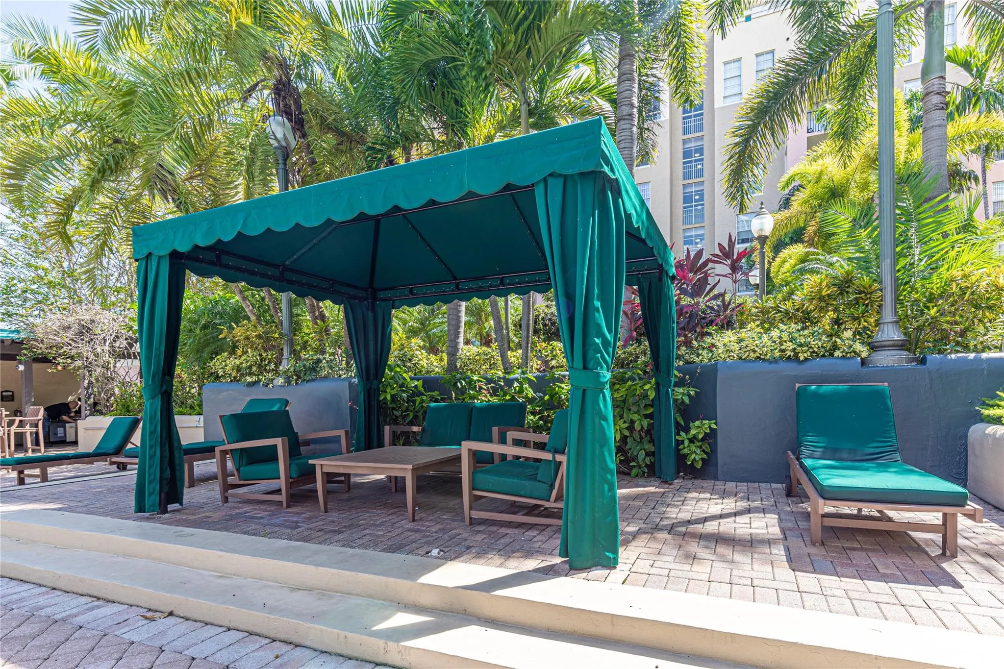 520 SE 5th, #2406