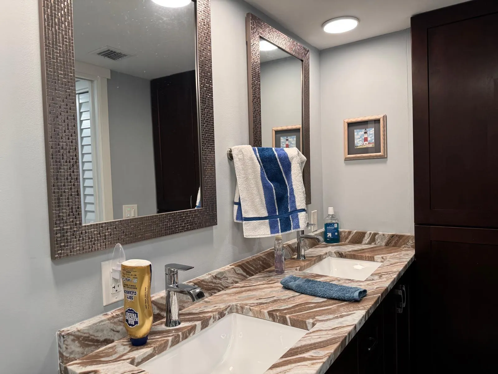 3510 OAKS WAY, #702