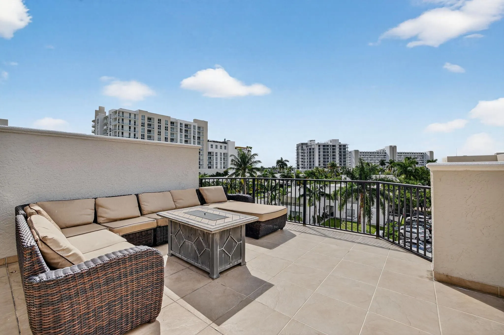 508 N Birch Rd, #508