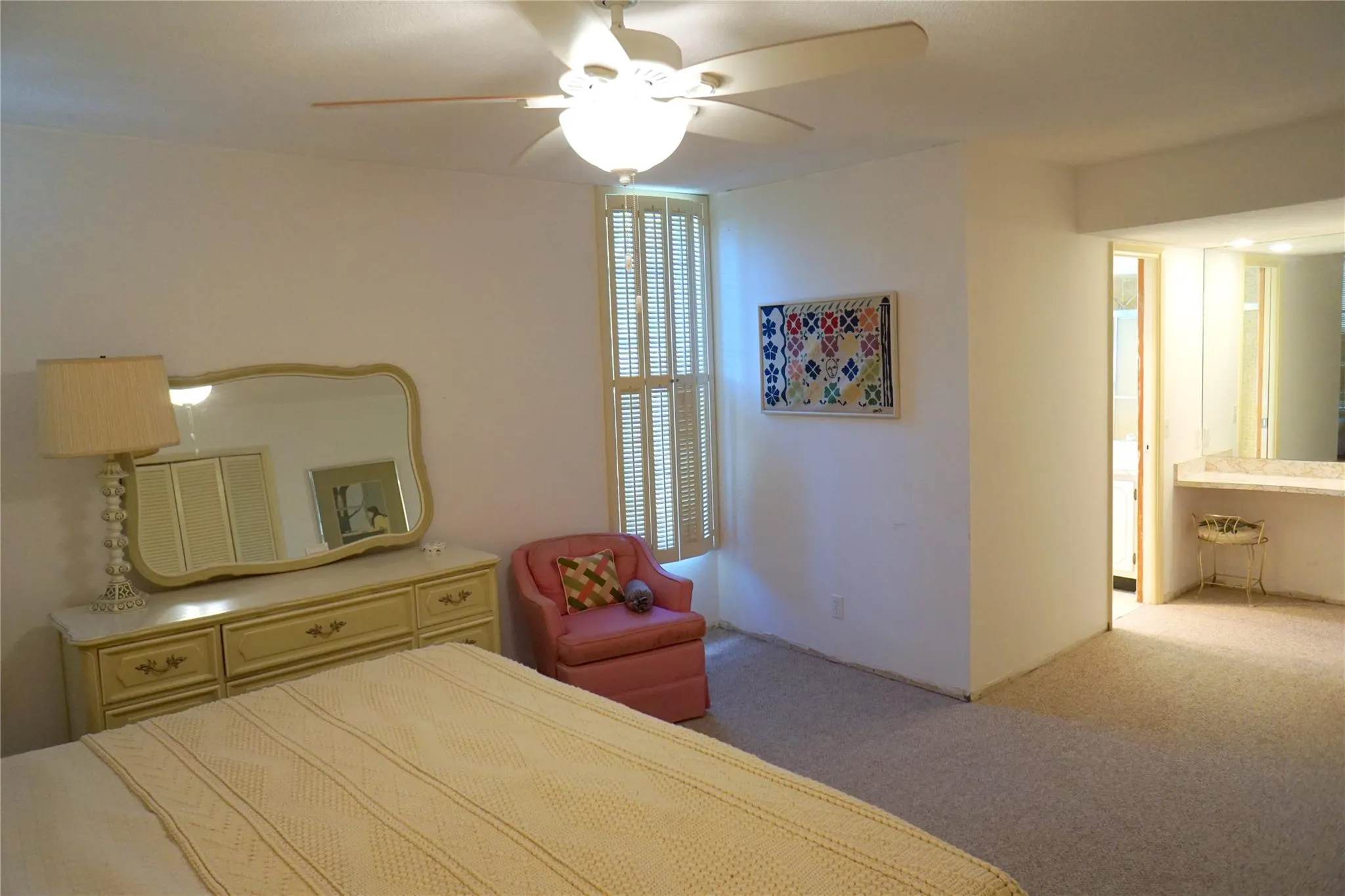 2600 S Course Dr, #410