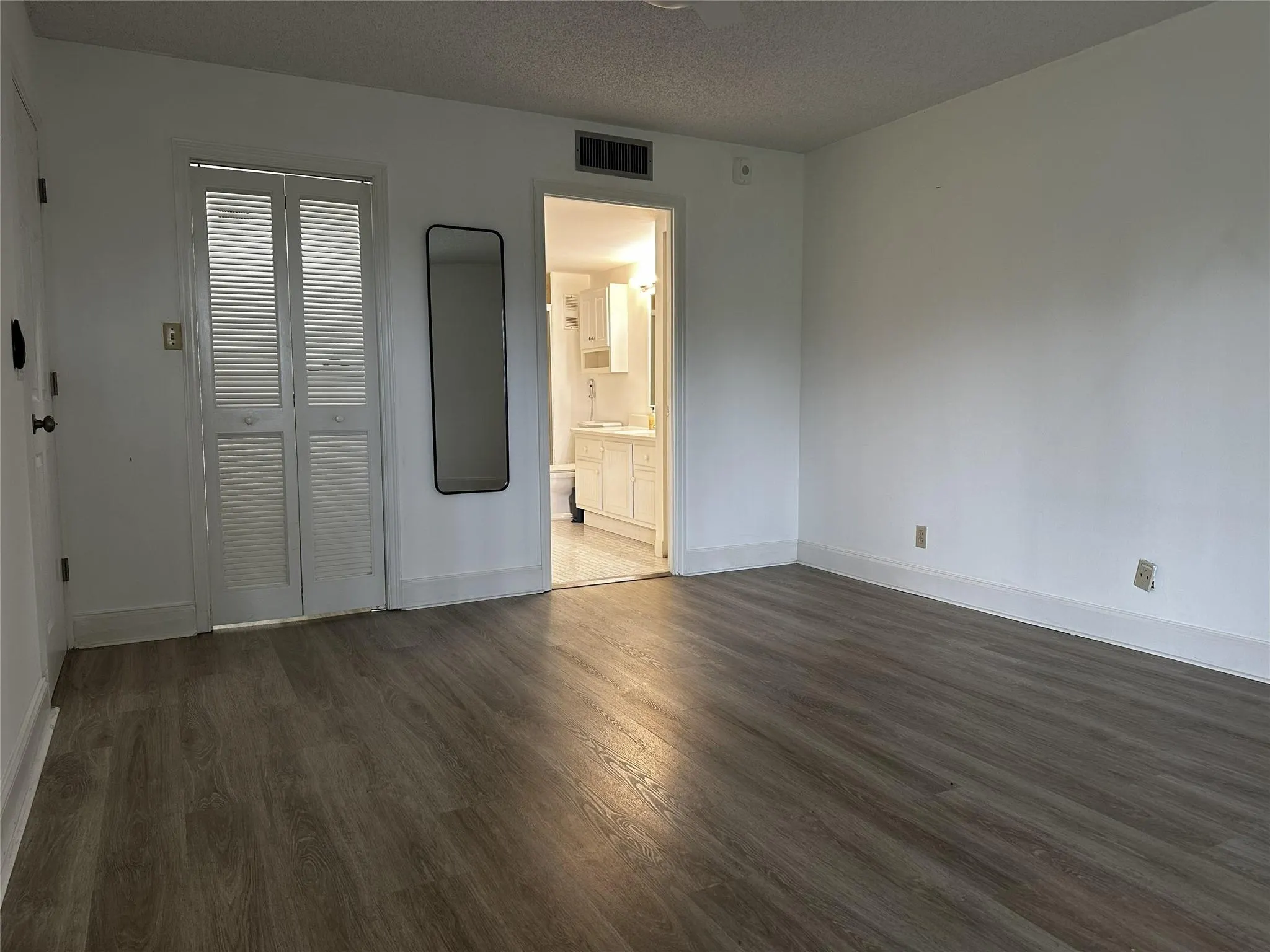 6300 NW 2nd Ave, #103