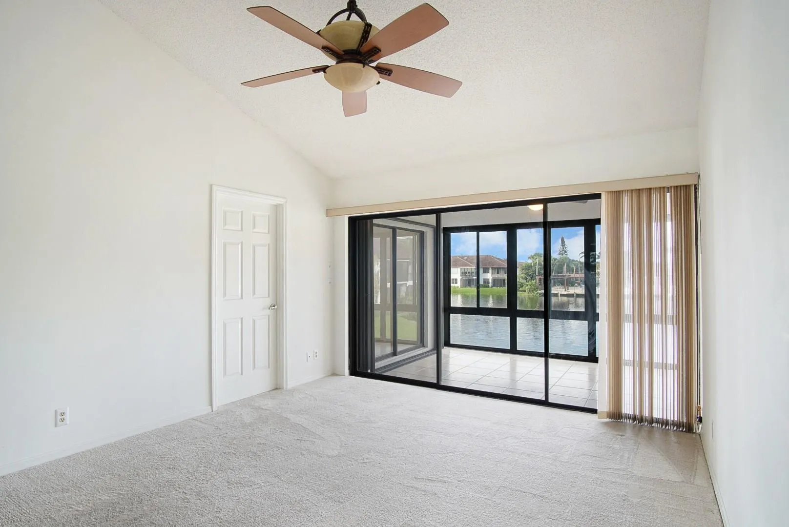 6021 SE Landing Way, #7