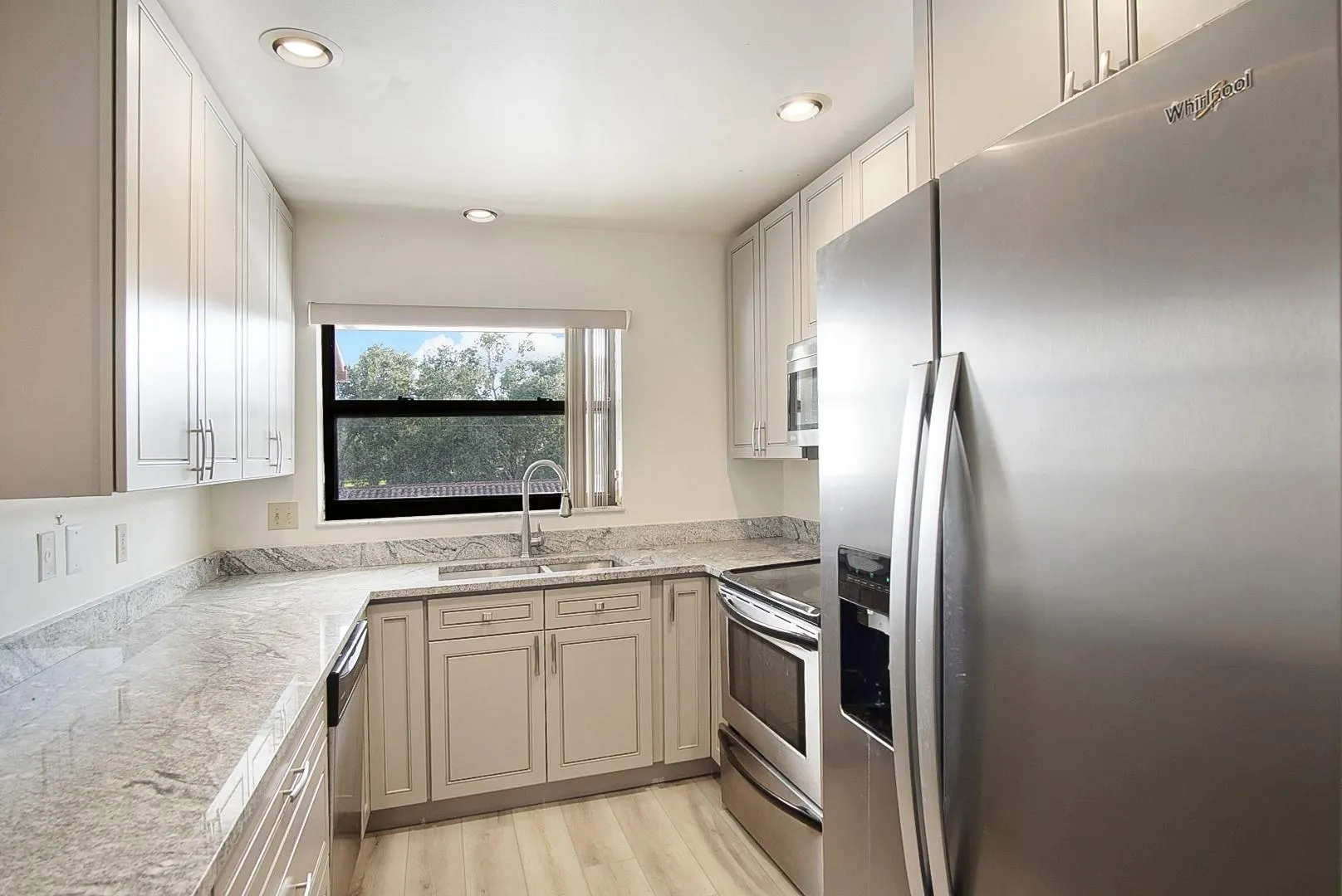 6021 SE Landing Way, #7