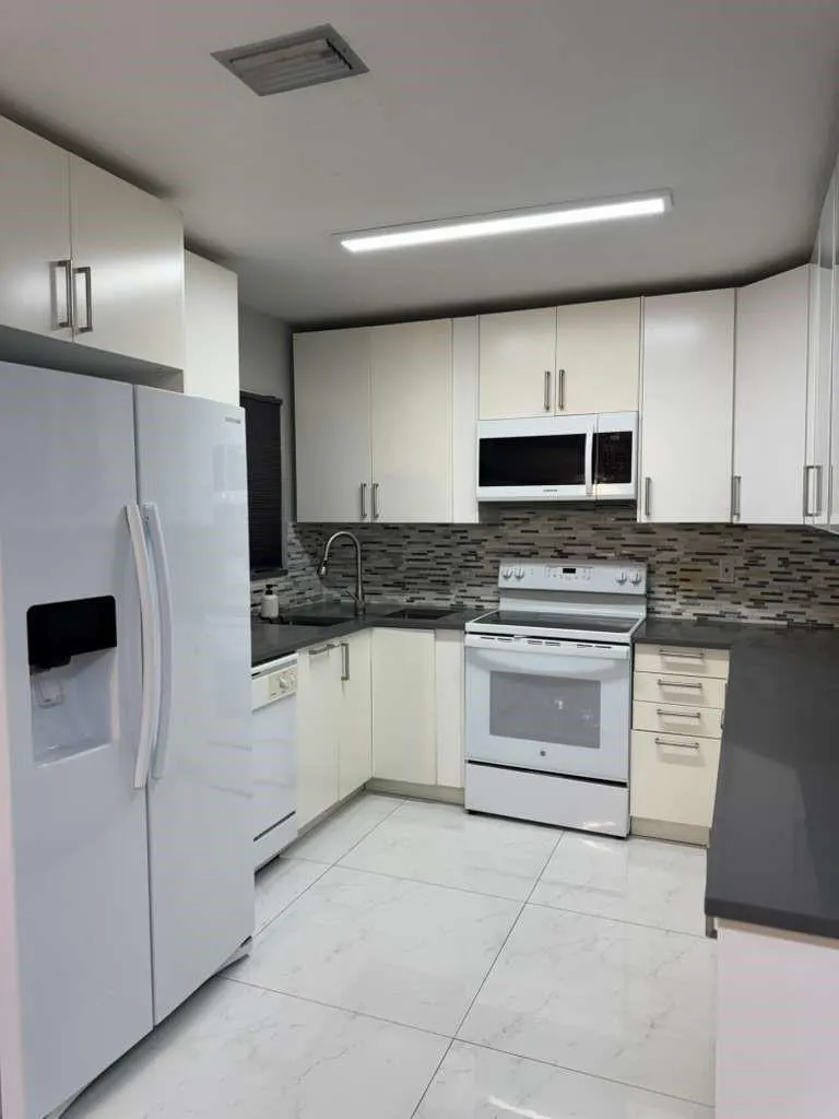 3167 Cocoplum Cir, #3381