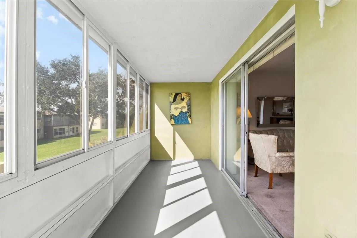 7200 NW 5th Pl, #203