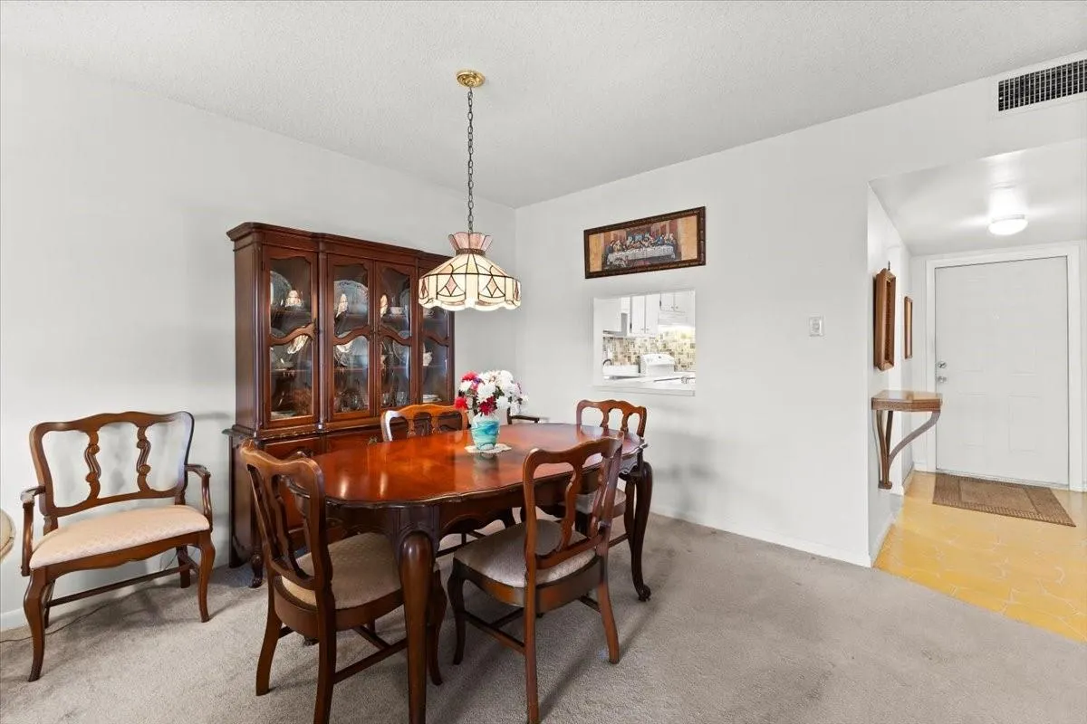 7200 NW 5th Pl, #203