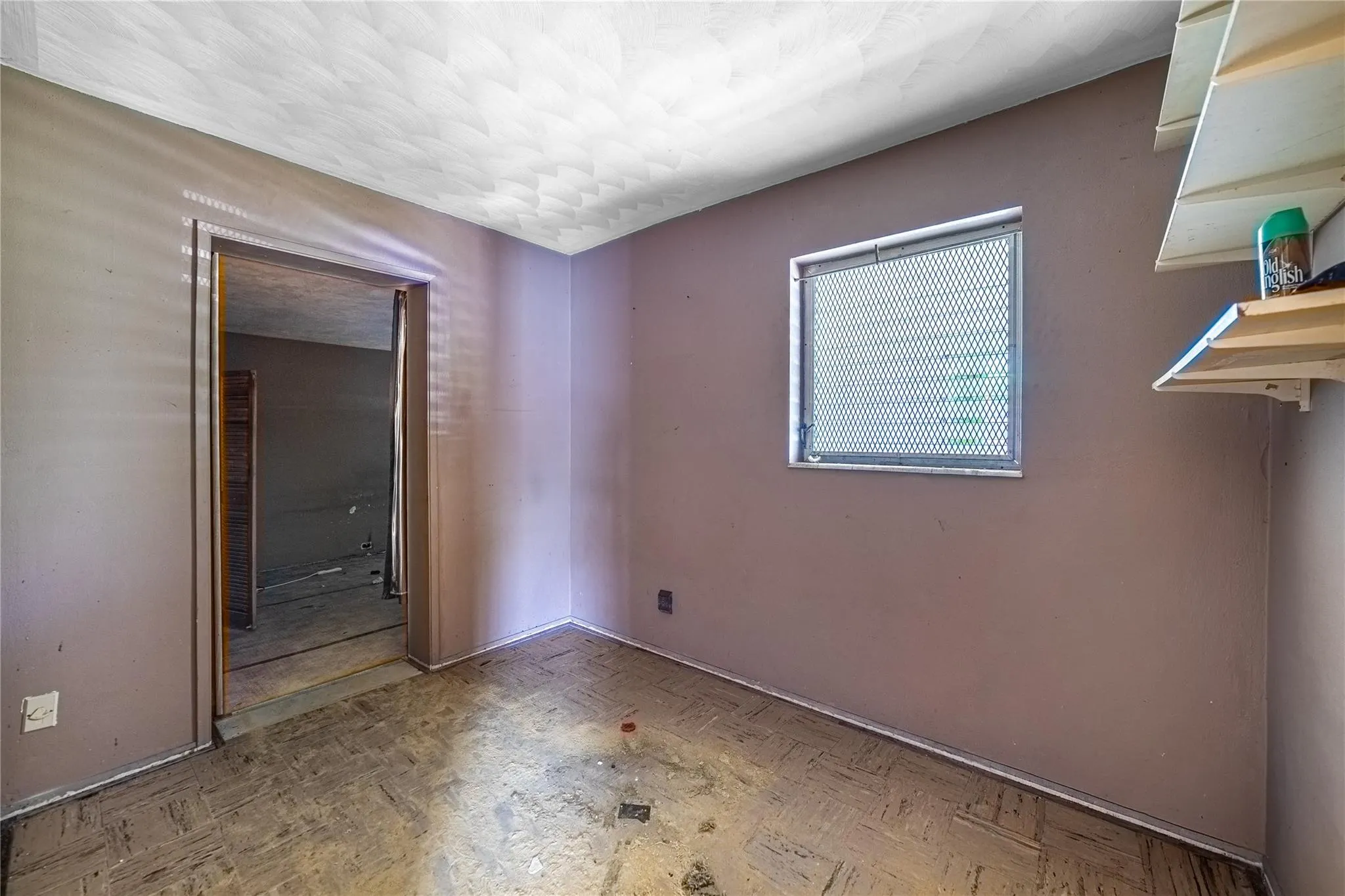 303 NE 8th Ct