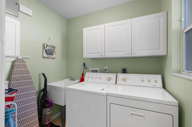 12816 Woodmill Dr