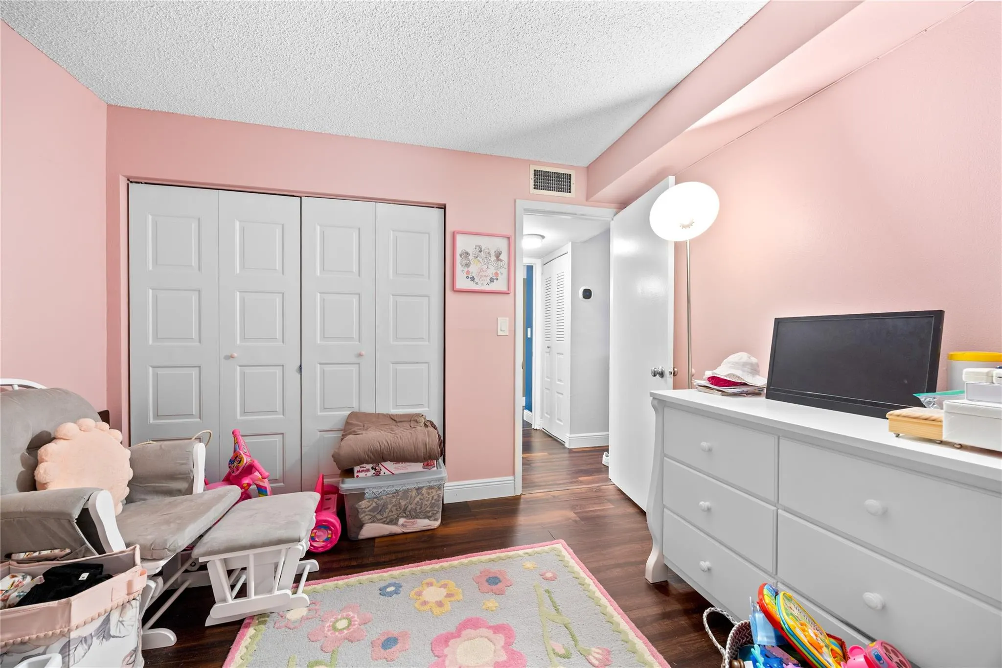 6555 W Broward Blvd, #102