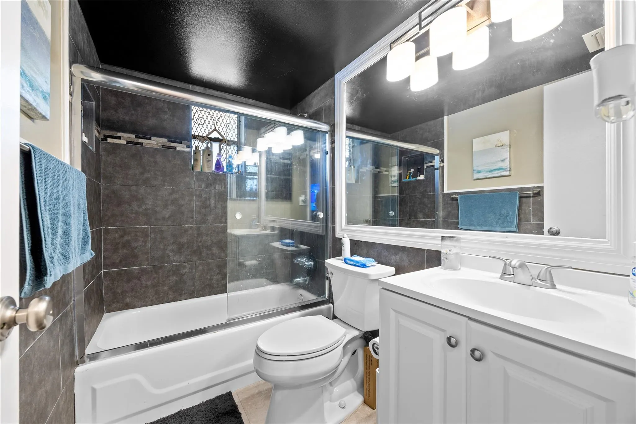 6555 W Broward Blvd, #102