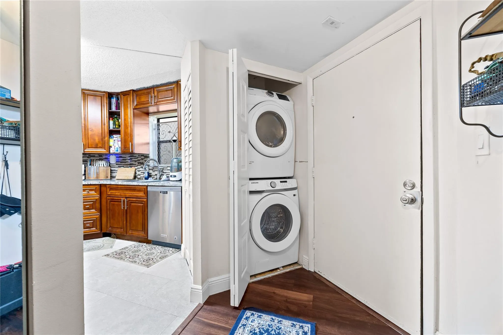 6555 W Broward Blvd, #102