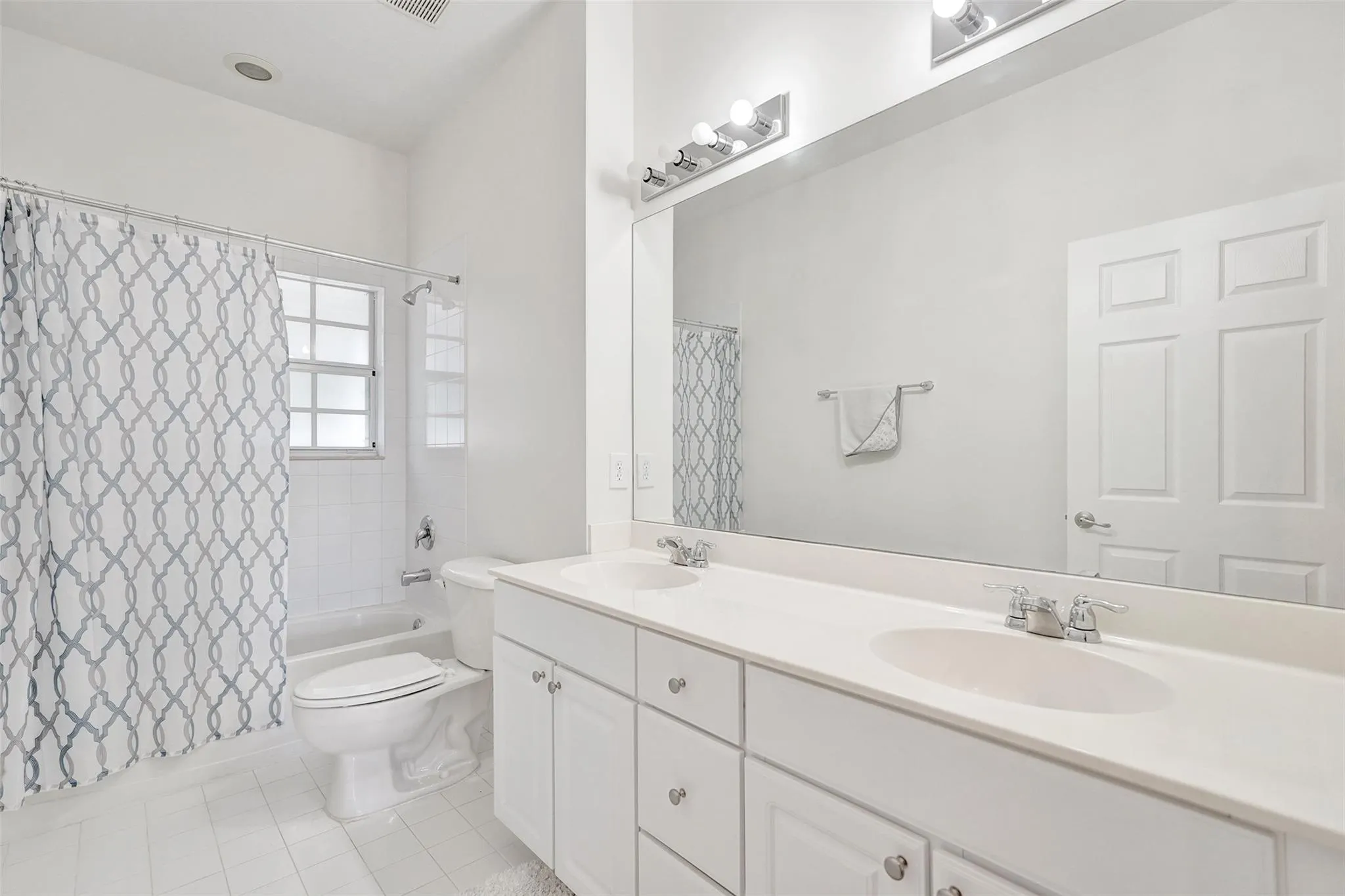 228 SW 6th Ct, #228