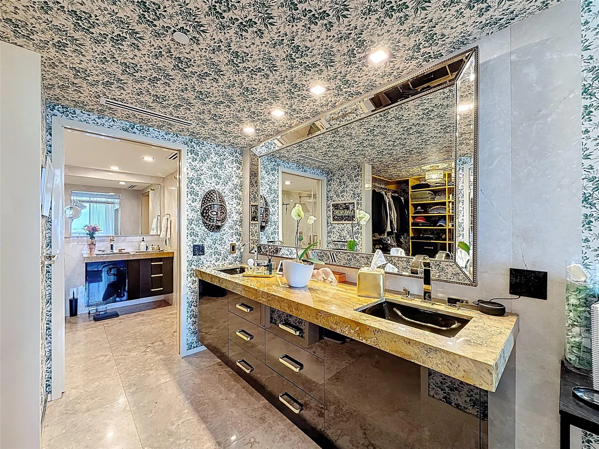 1800 S Ocean Dr, #2709