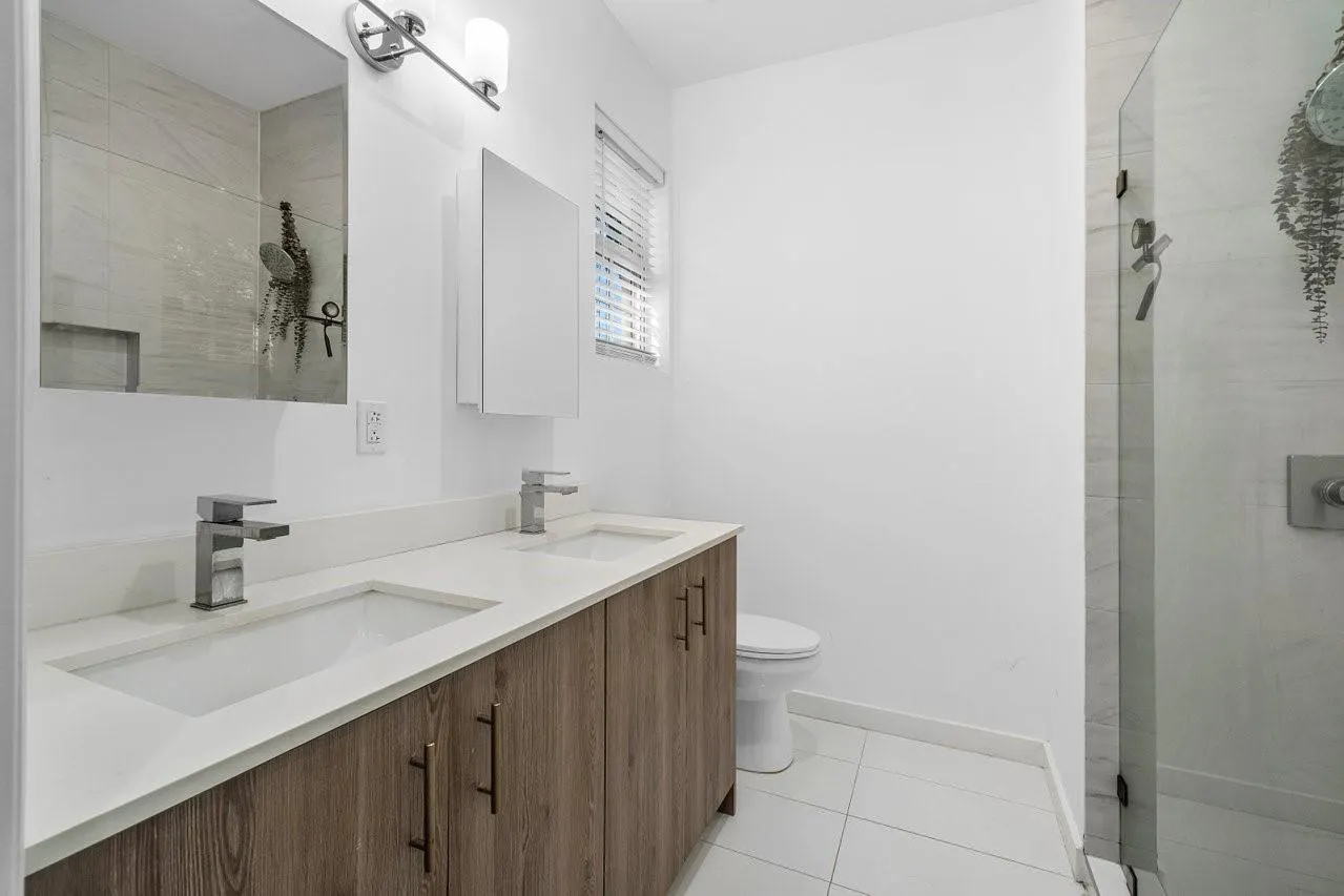 1030 Crystal Way, #104