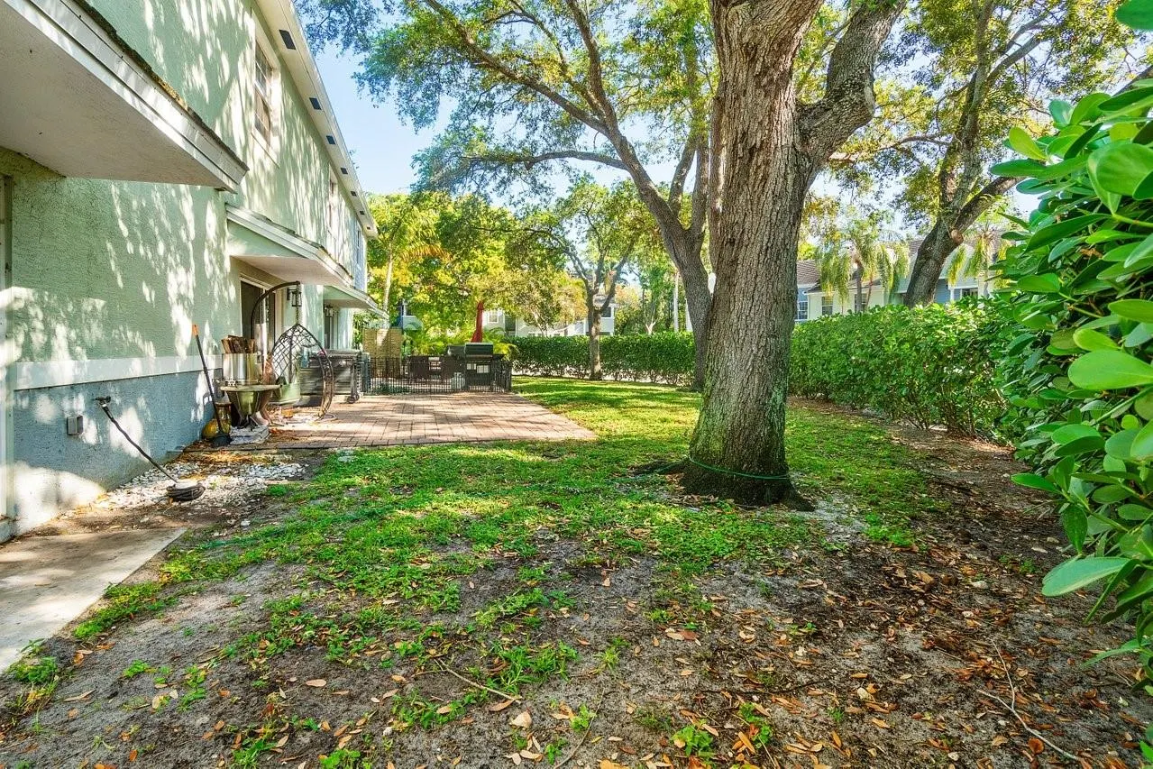 1030 Crystal Way, #104