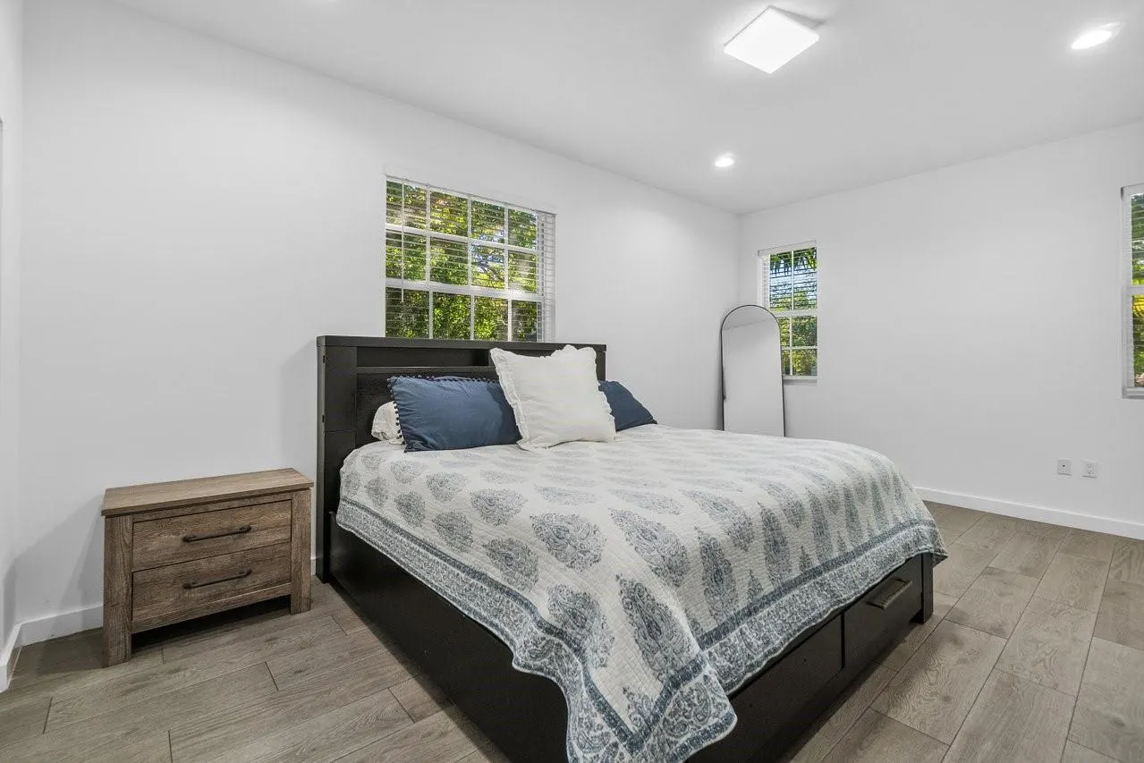 1030 Crystal Way, #104