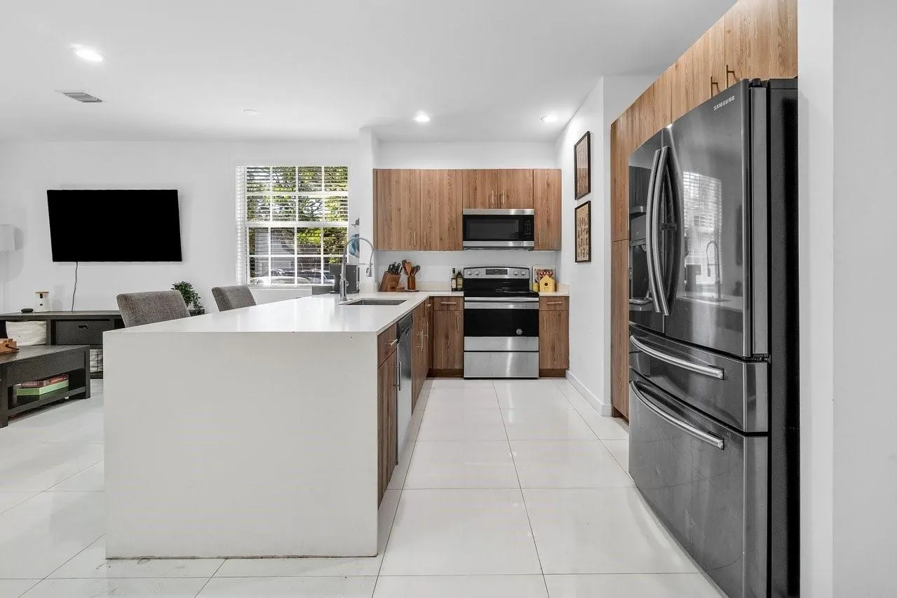1030 Crystal Way, #104