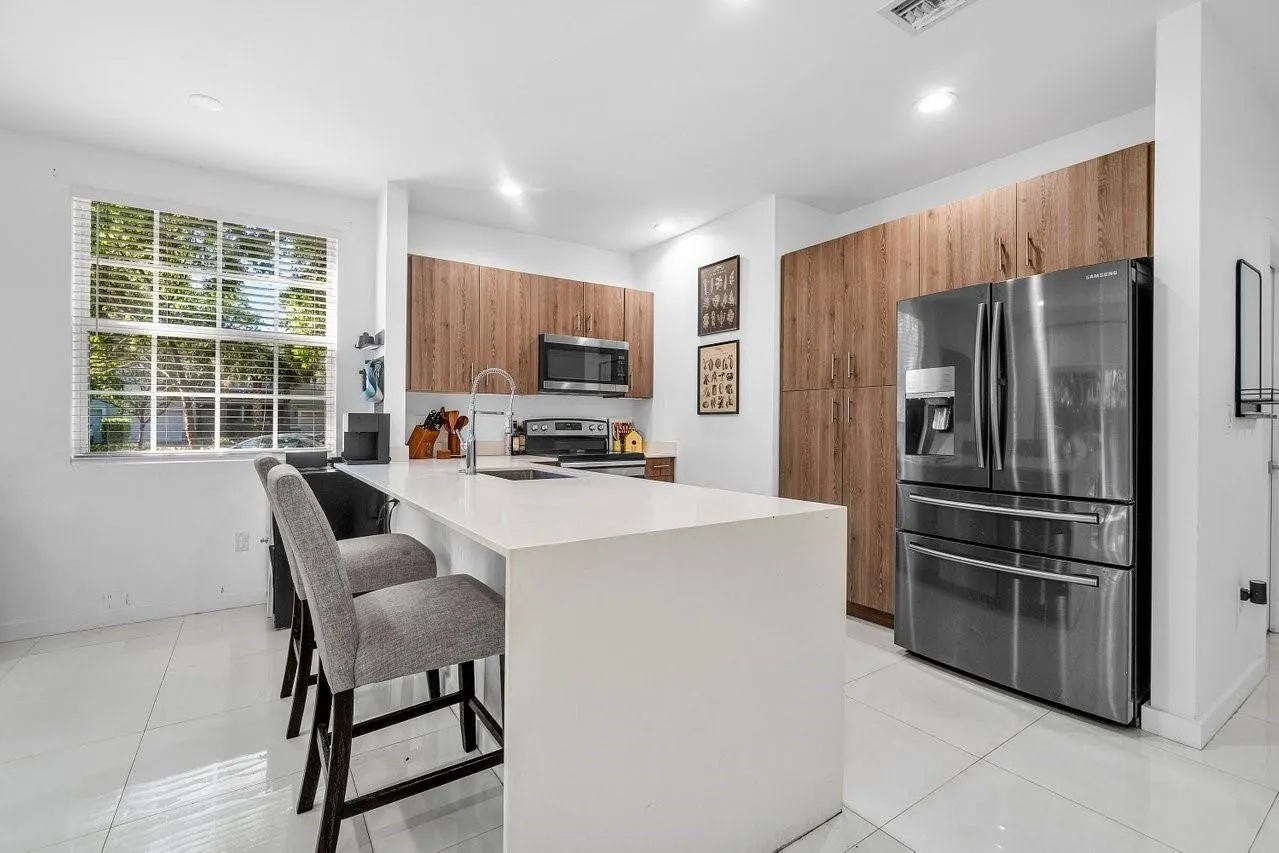 1030 Crystal Way, #104