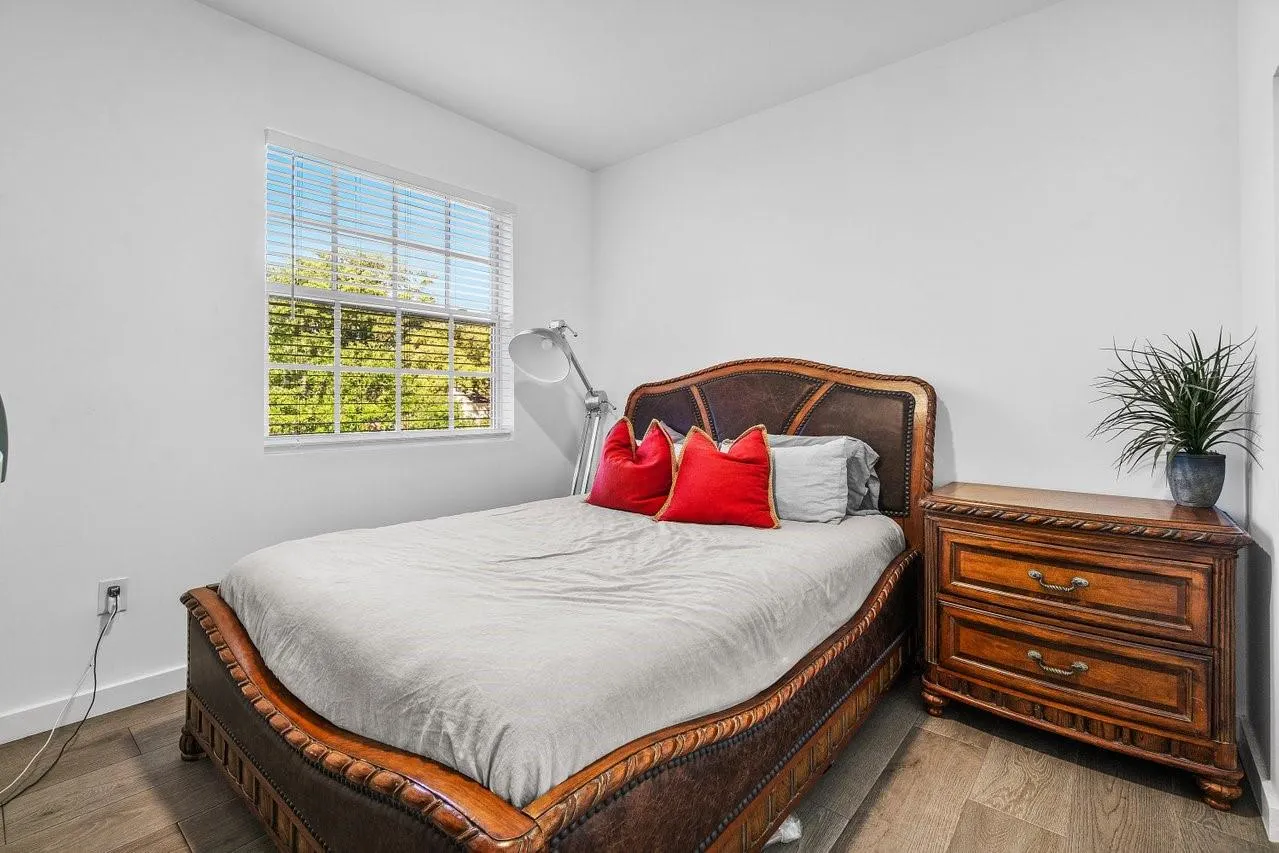1030 Crystal Way, #104