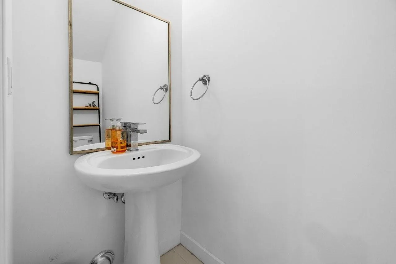 1030 Crystal Way, #104