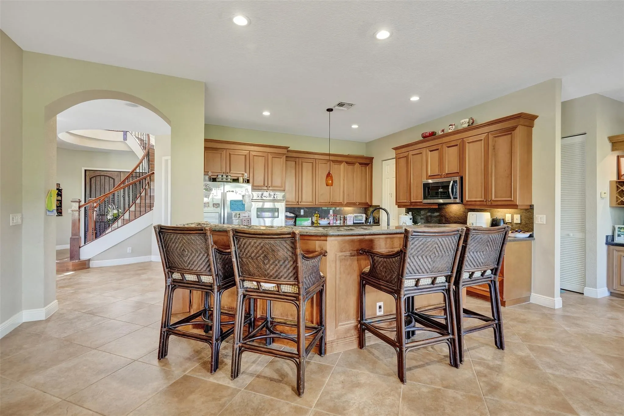 4115 Artesa Dr