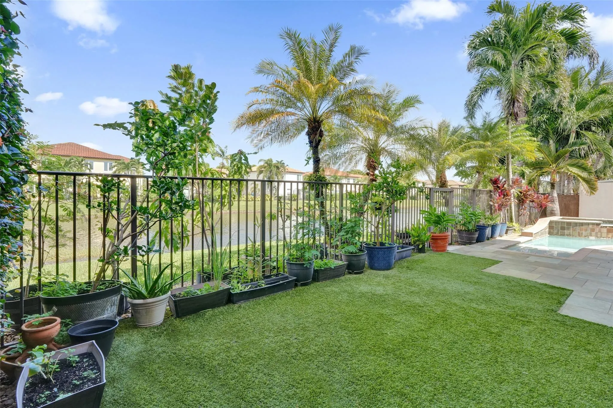 4115 Artesa Dr