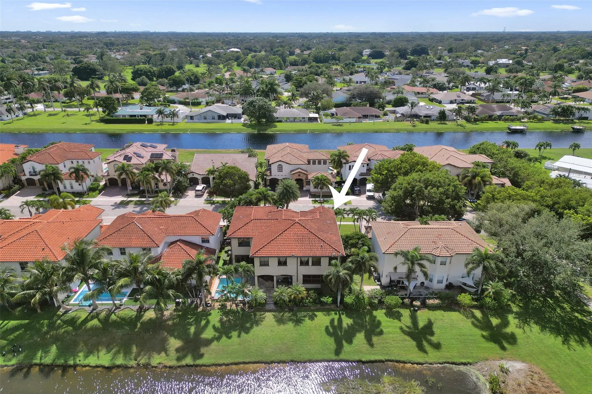 4115 Artesa Dr
