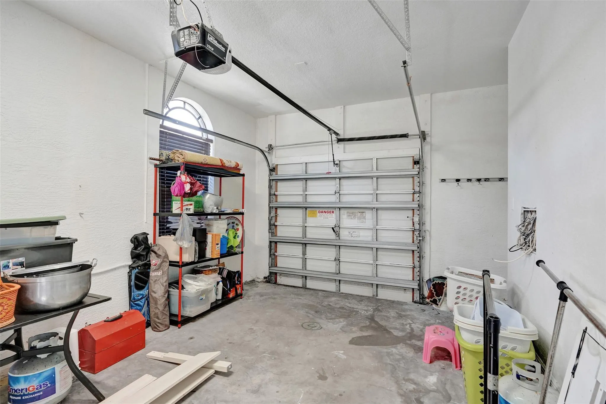 4115 Artesa Dr