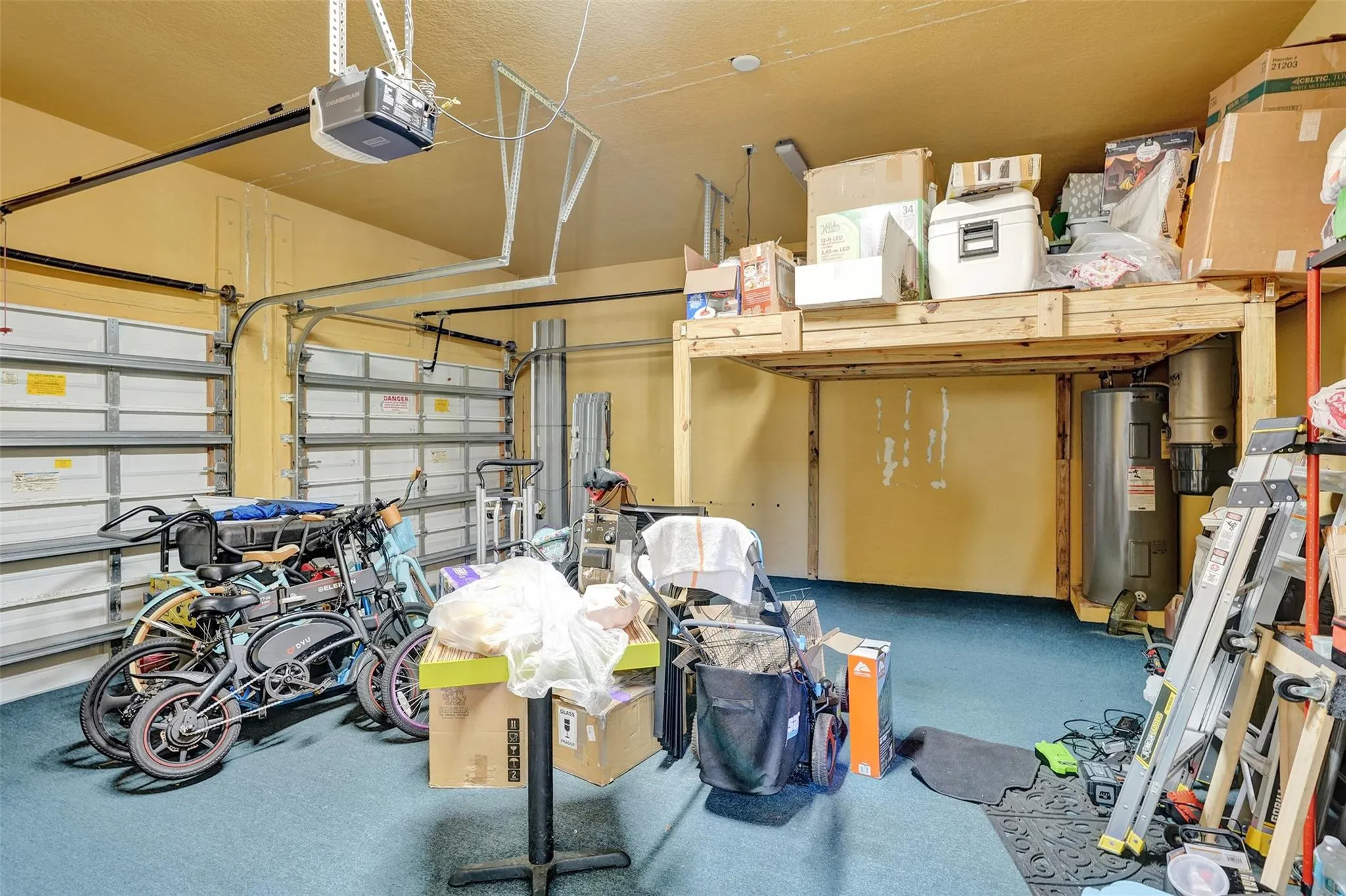 4115 Artesa Dr