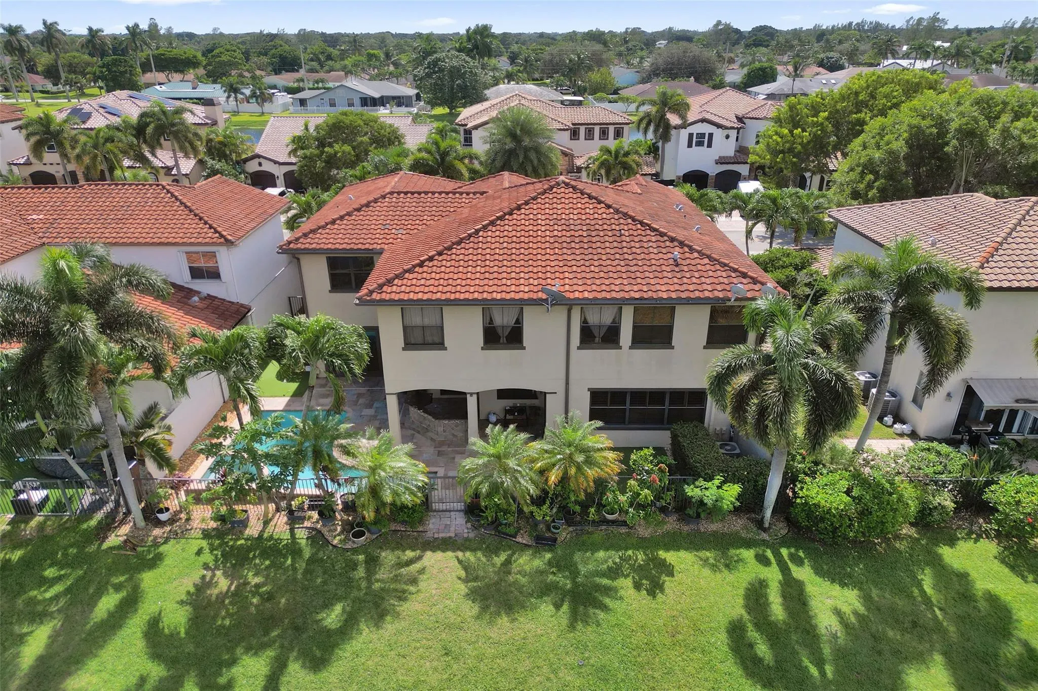 4115 Artesa Dr