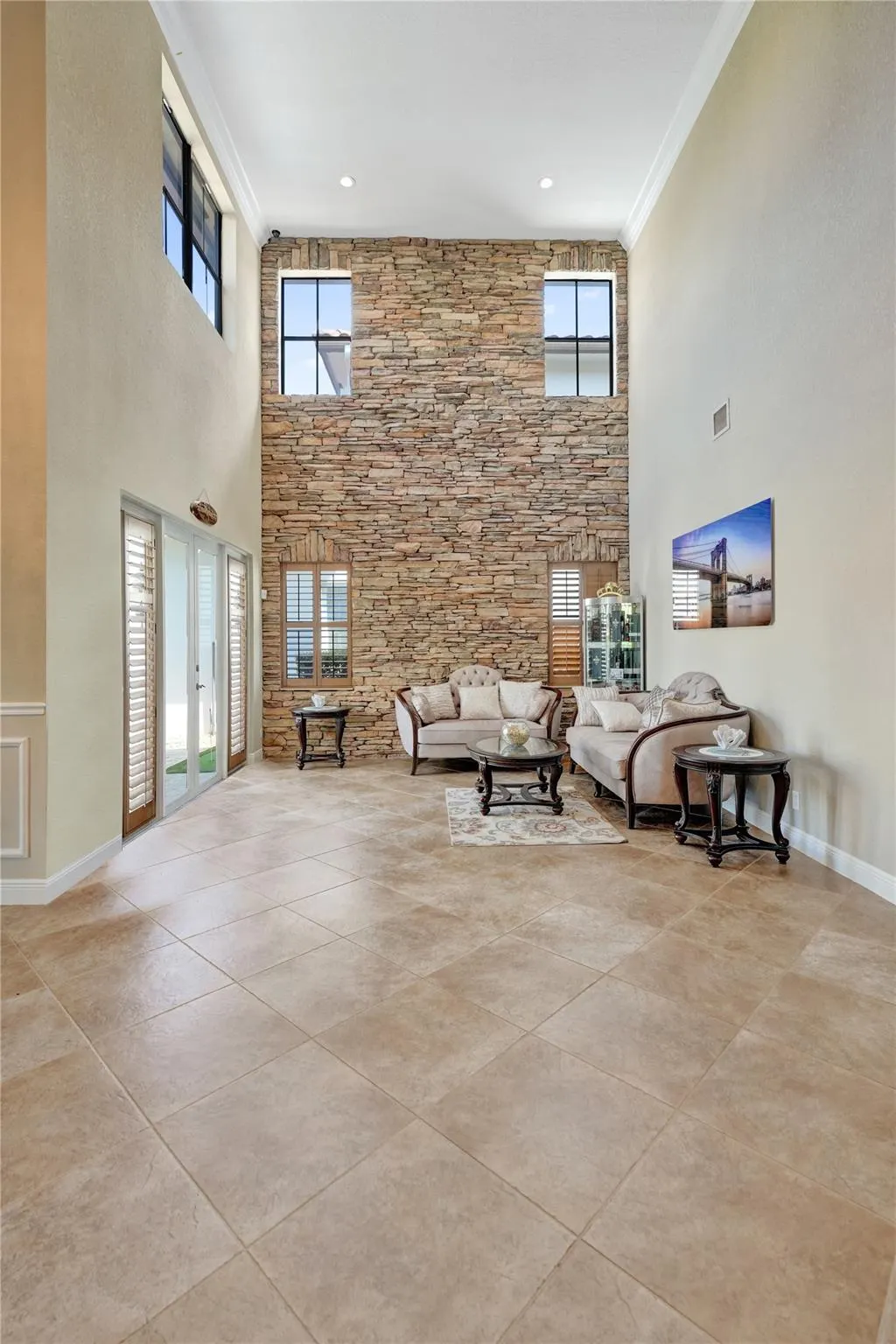 4115 Artesa Dr