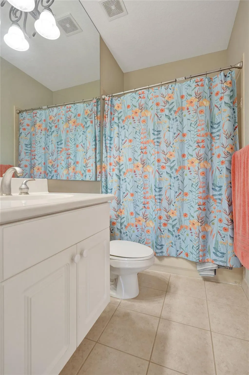 4115 Artesa Dr