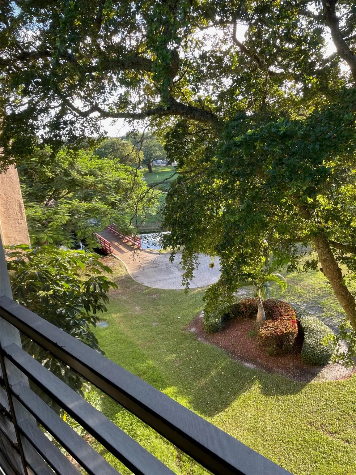 9471 Evergreen, #406