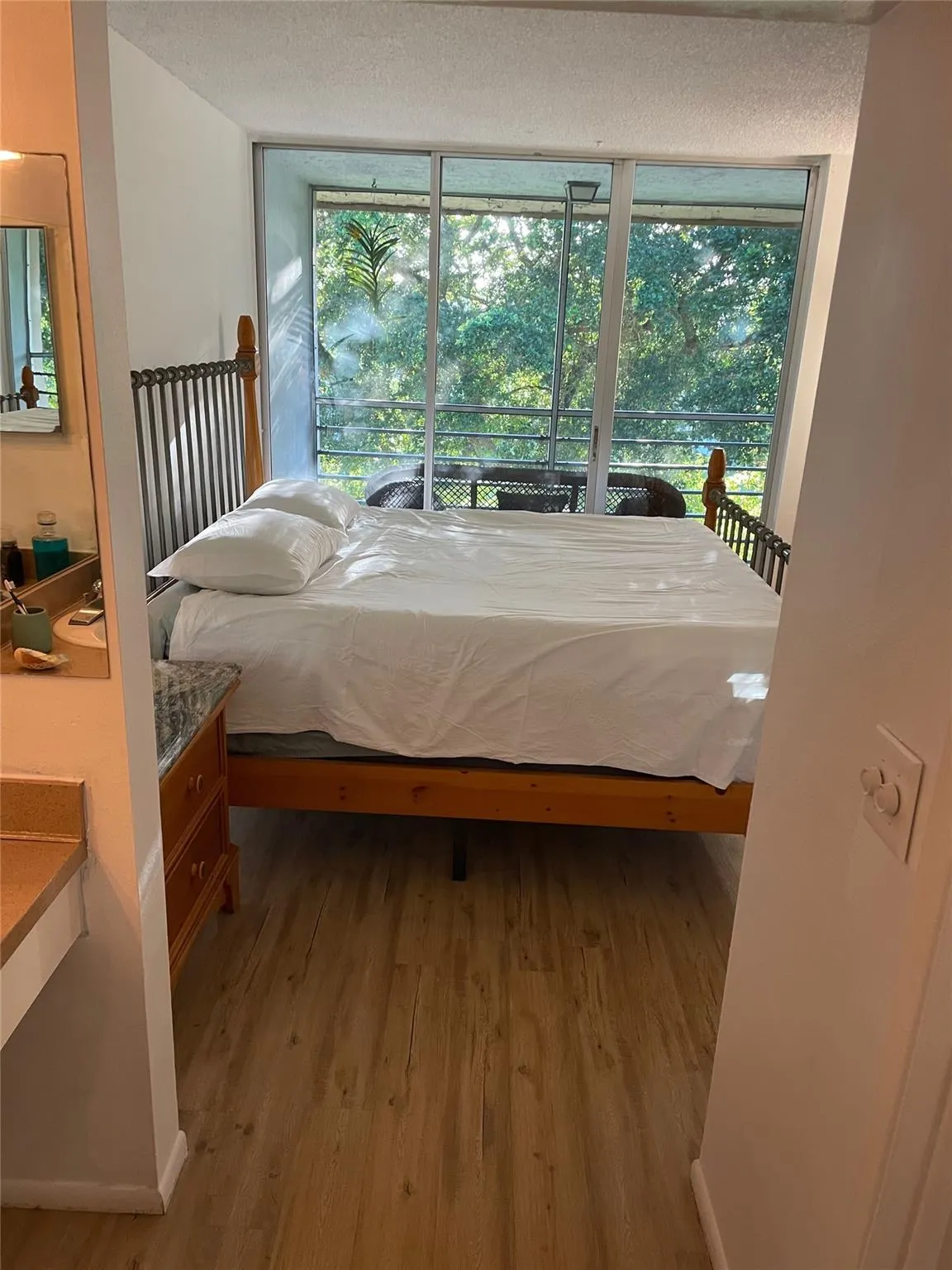 9471 Evergreen, #406