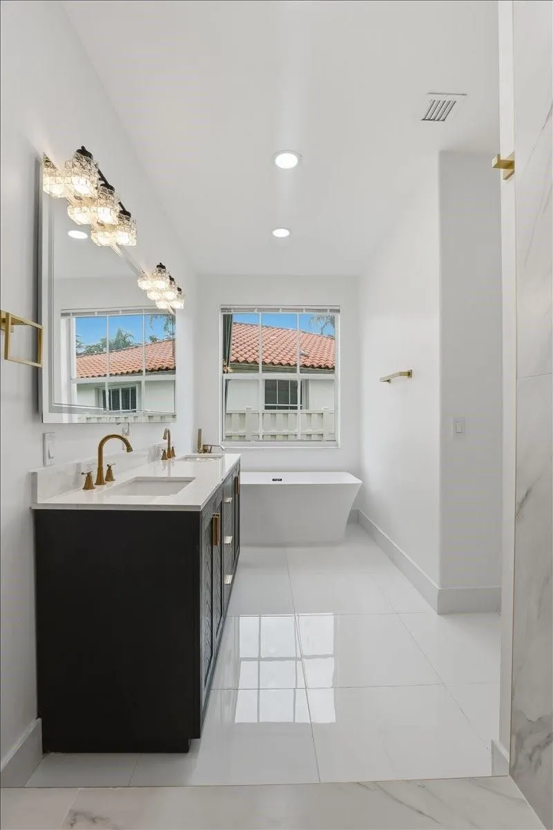 3802 SW 165th Ter