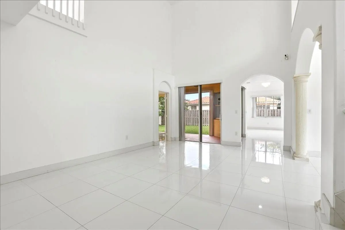 3802 SW 165th Ter