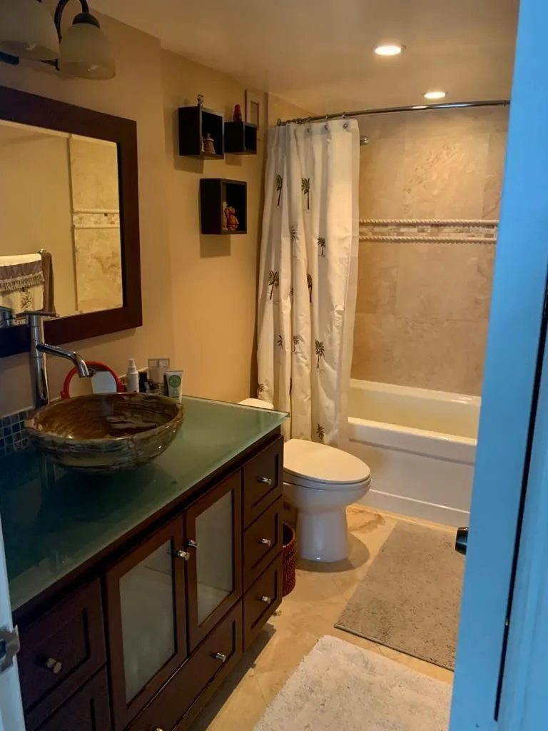 1 Las Olas Circle, #1415