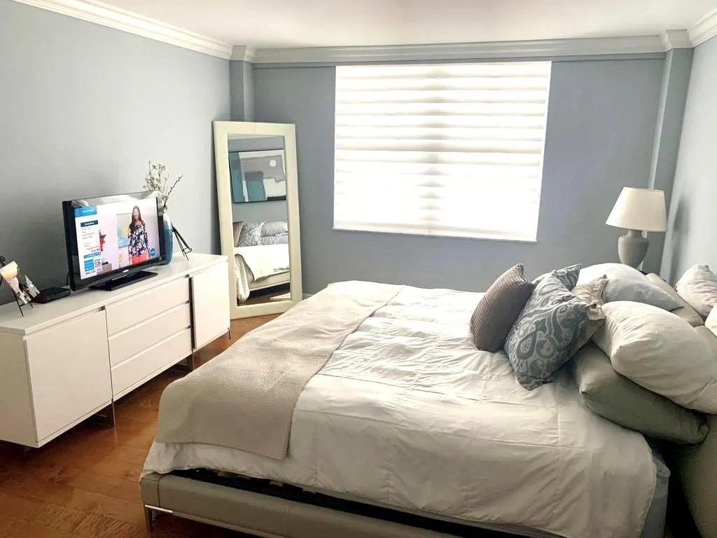 1 Las Olas Circle, #1415