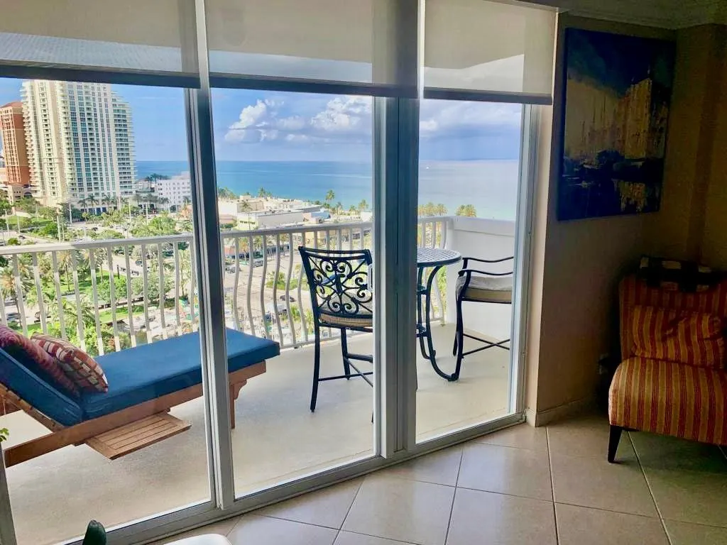 1 Las Olas Circle, #1415