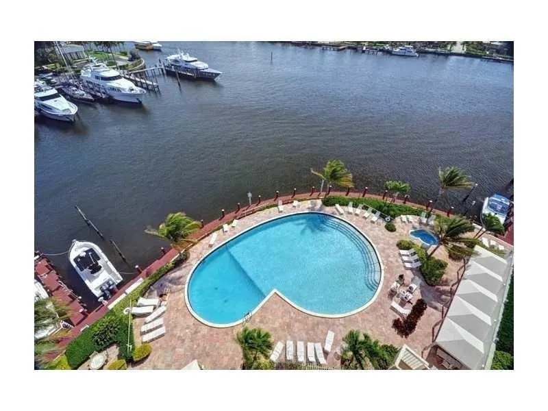 1 Las Olas Circle, #1415