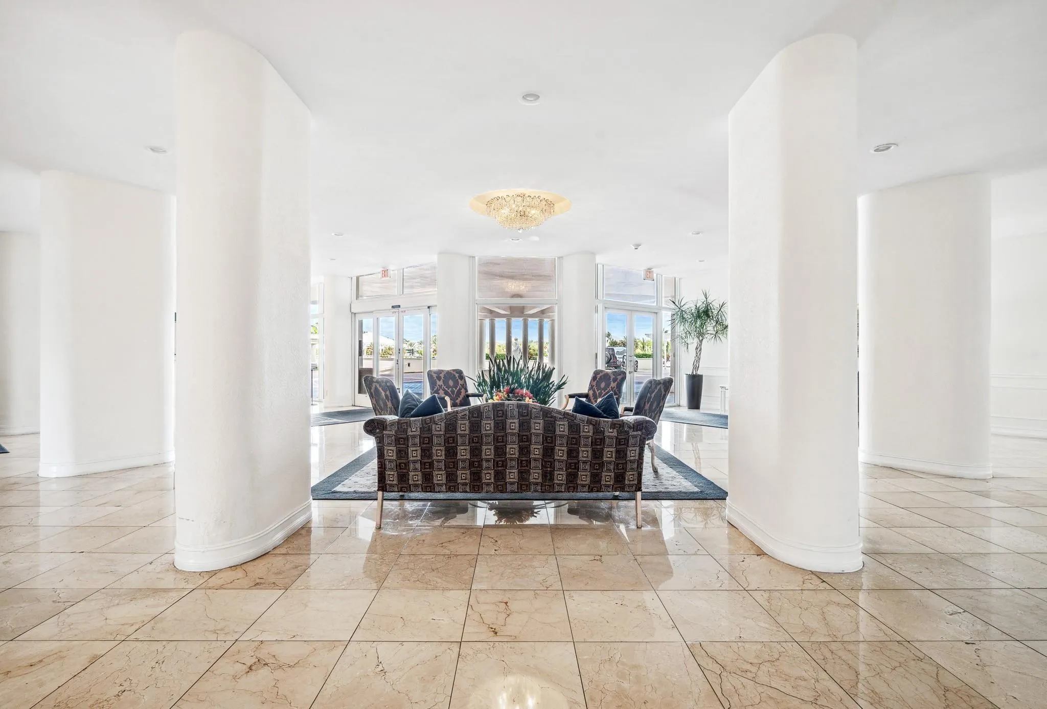 1 Las Olas Circle, #1415