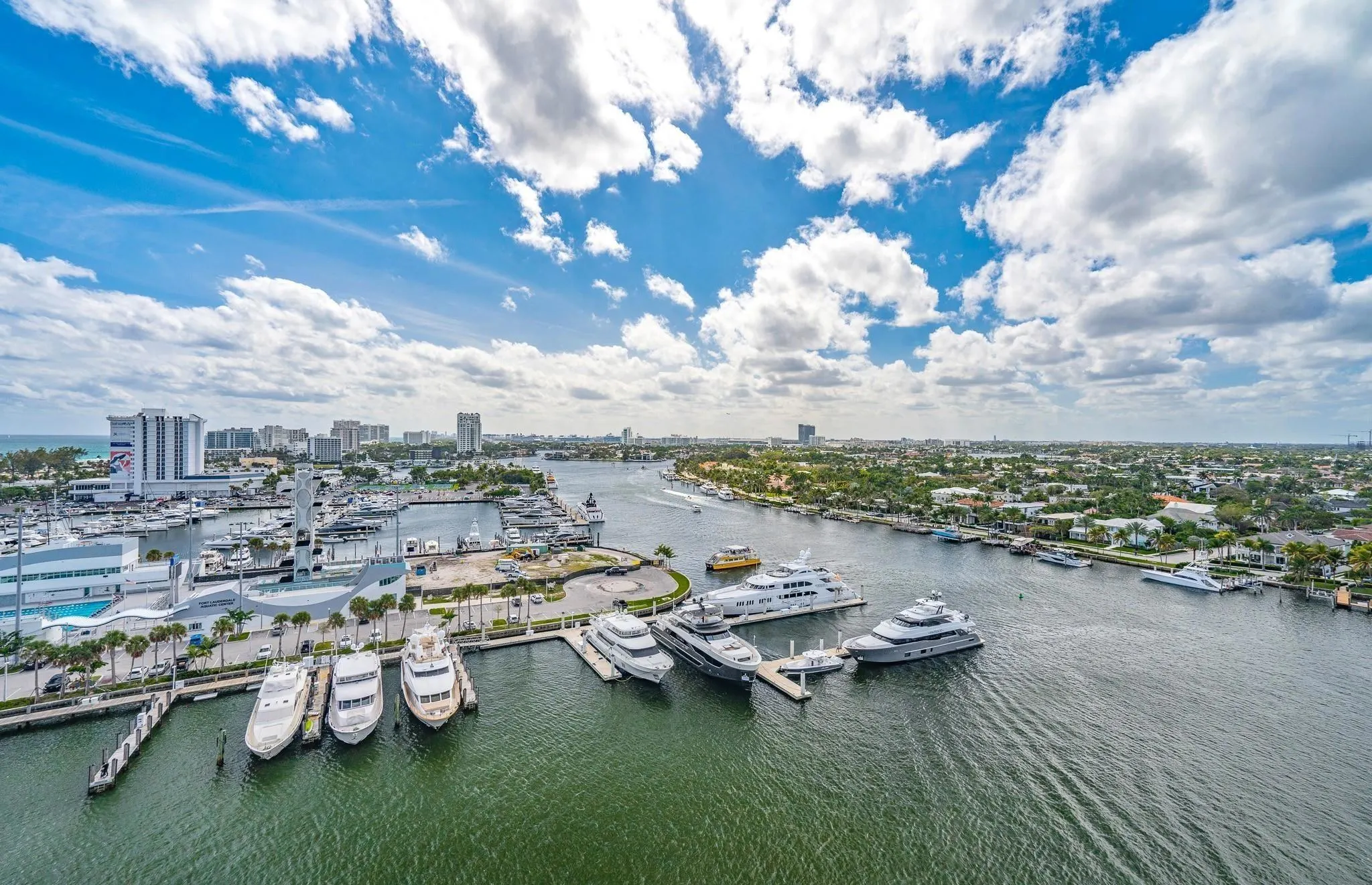 1 Las Olas Circle, #1415