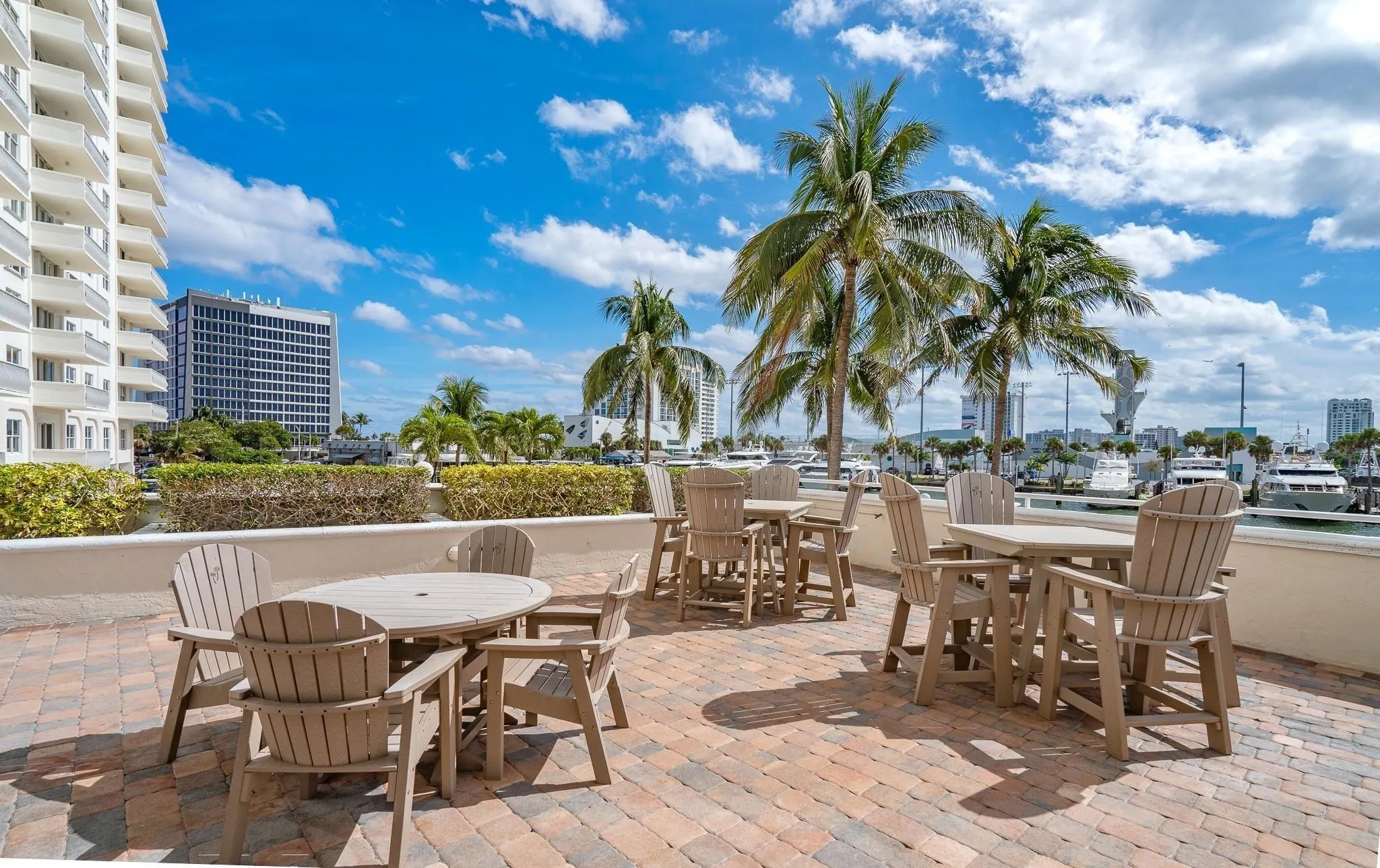 1 Las Olas Circle, #1415