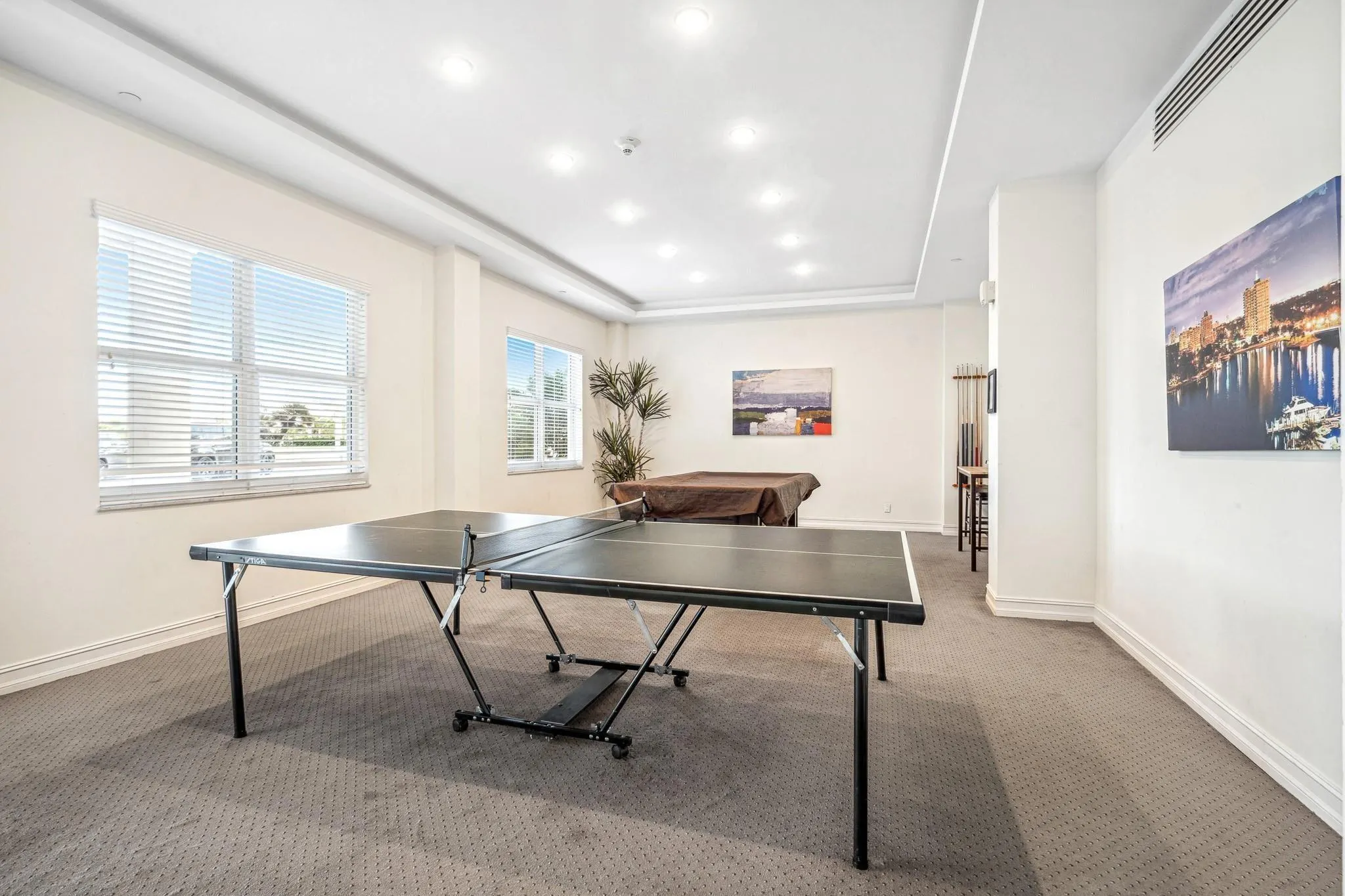 1 Las Olas Circle, #1415